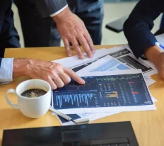 Over The Solution Work Financial  Of Provided Company. - 旺财28
